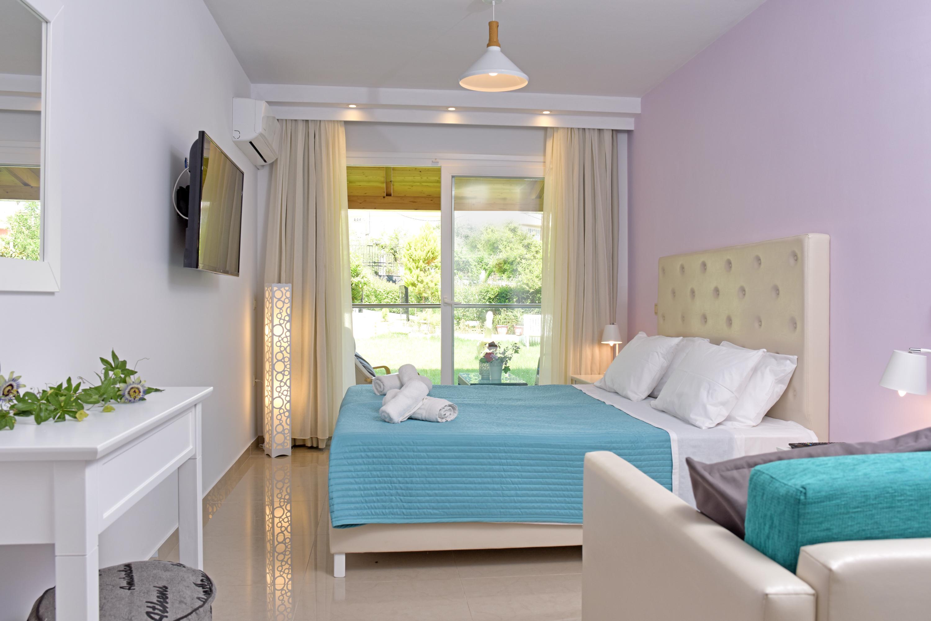 Palapart Gikas Suites And Studios Gouvia Bagian luar foto