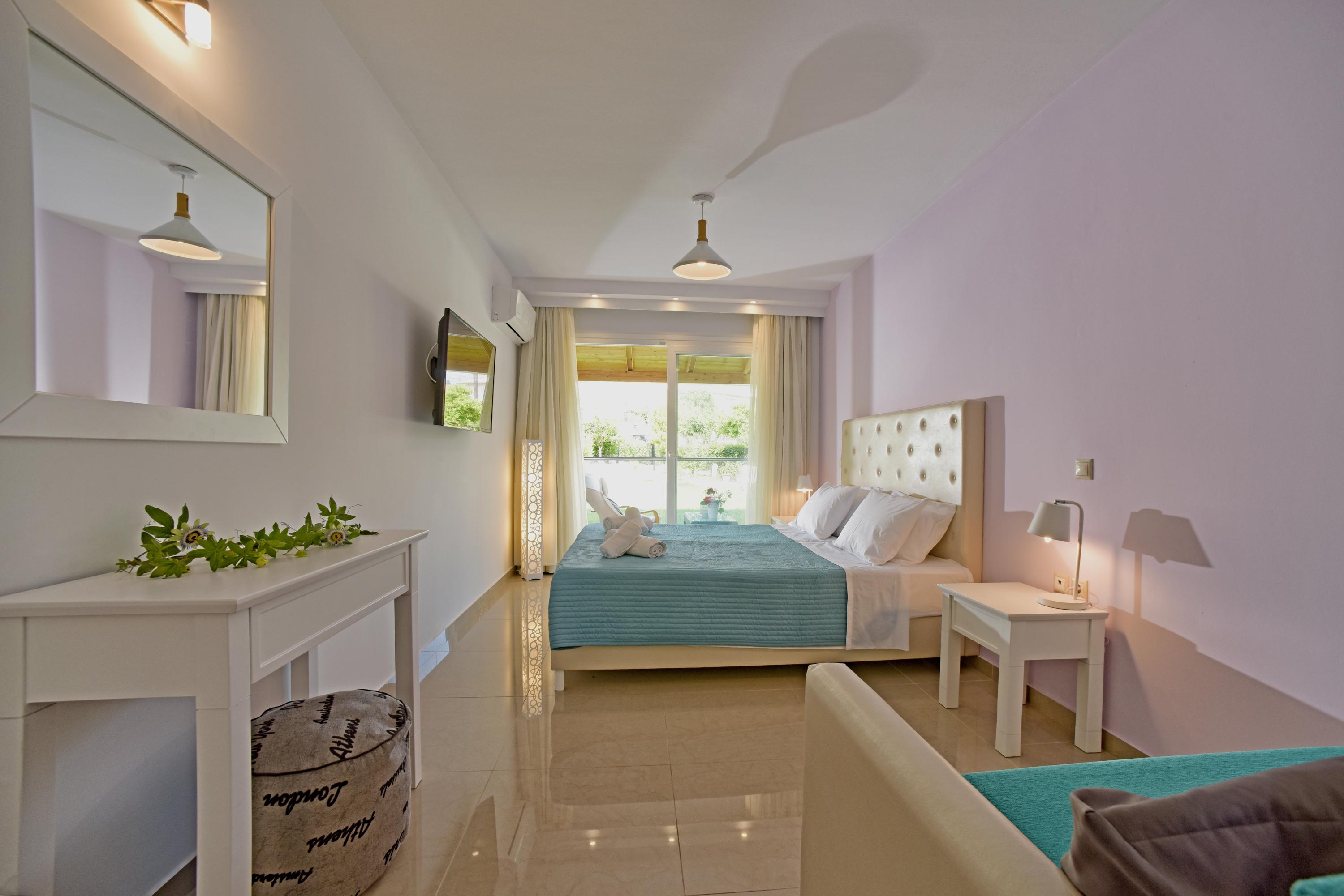 Palapart Gikas Suites And Studios Gouvia Bagian luar foto