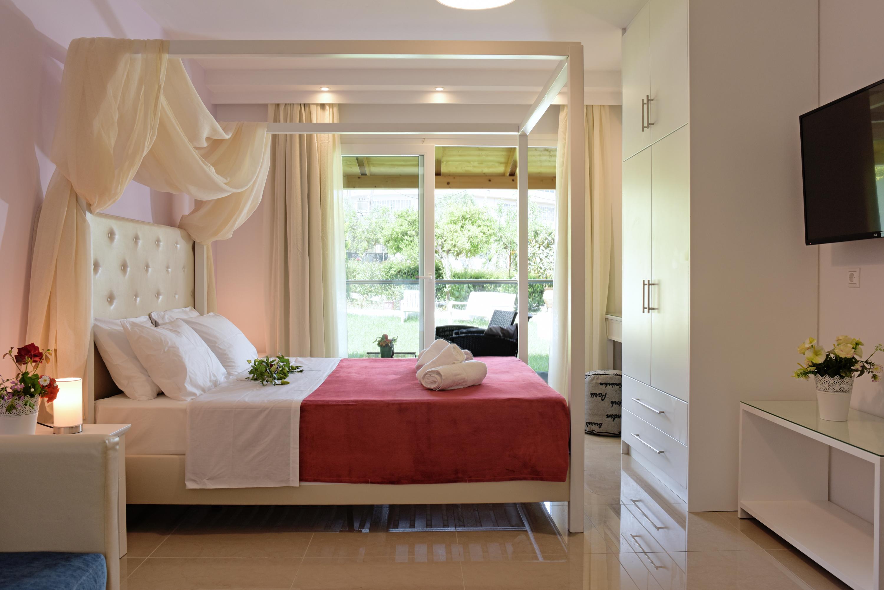 Palapart Gikas Suites And Studios Gouvia Bagian luar foto
